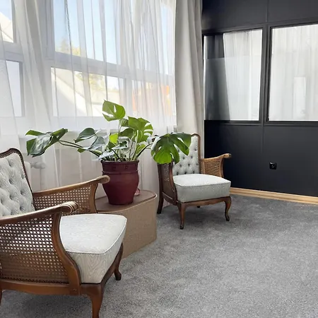 Appartement Maier Nuernberg-stein A02 - 133 Qm - Nahe Palm - Parkplatz - 24h Self Check-in Niederdorla
